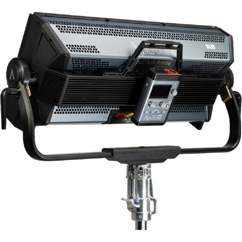 Aputure Nova P600C Kit - Panneau + Valise
