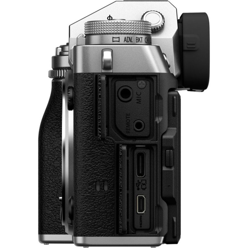 Fujifilm Kit X-T5 Silver avec Objectif XF 18-55mm f/2.8-4 R LM OIS