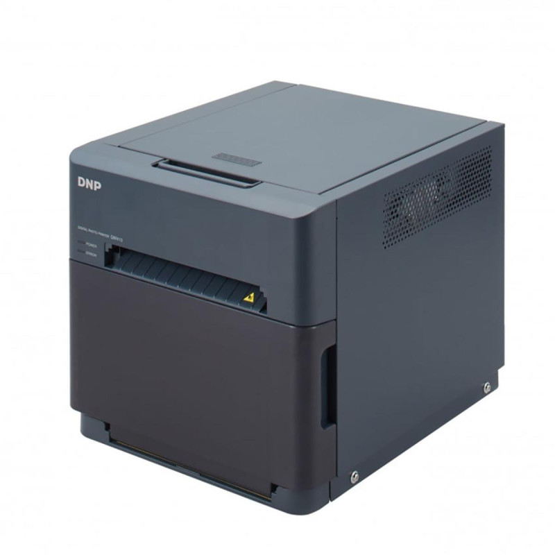 DNP Pack Imprimante QW410 avec 1 Kit 10x15 STD, Sac & WCM2