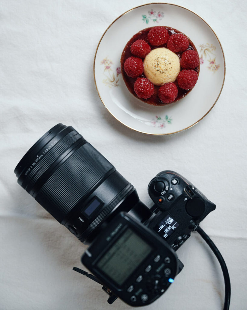 Configuration mobile Elinchrom ONE pour une séance de photographie culinaire