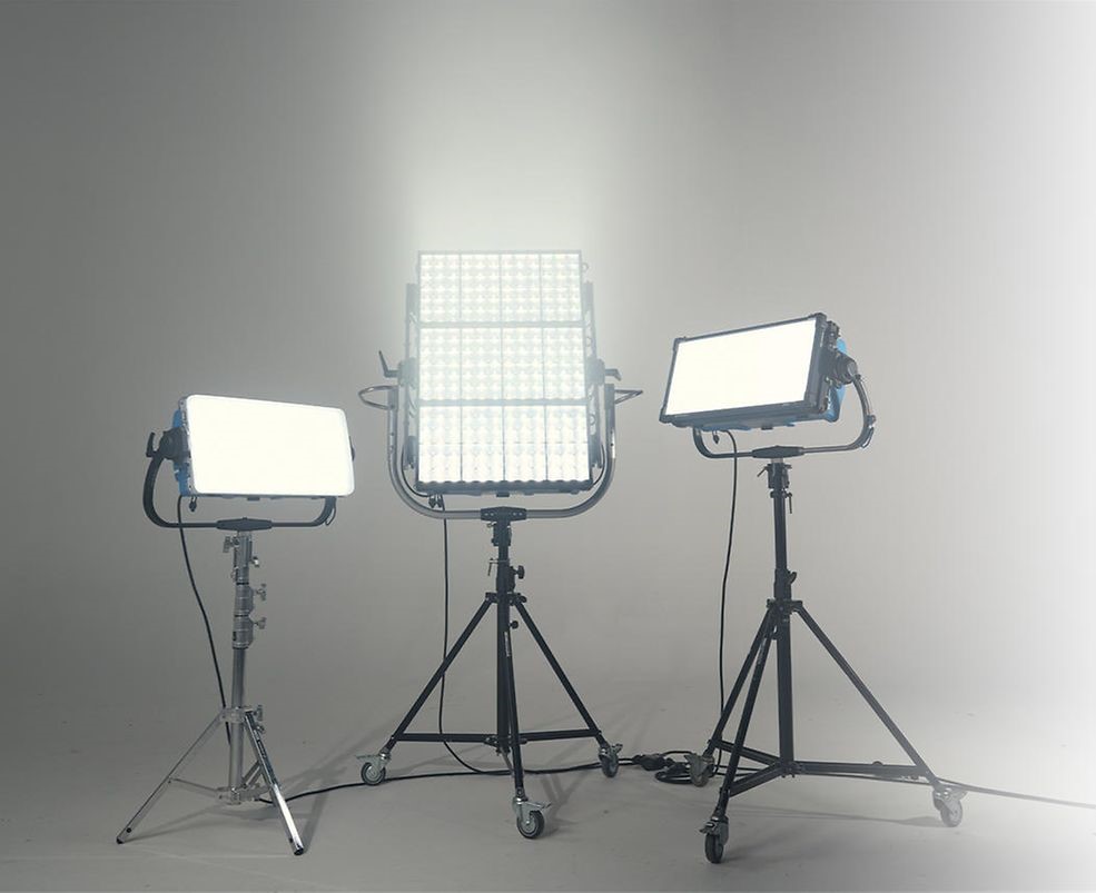 Adaptateur ARRI permettant d'utiliser les accessoires SkyPanel S60-C sur le SkyPanel X